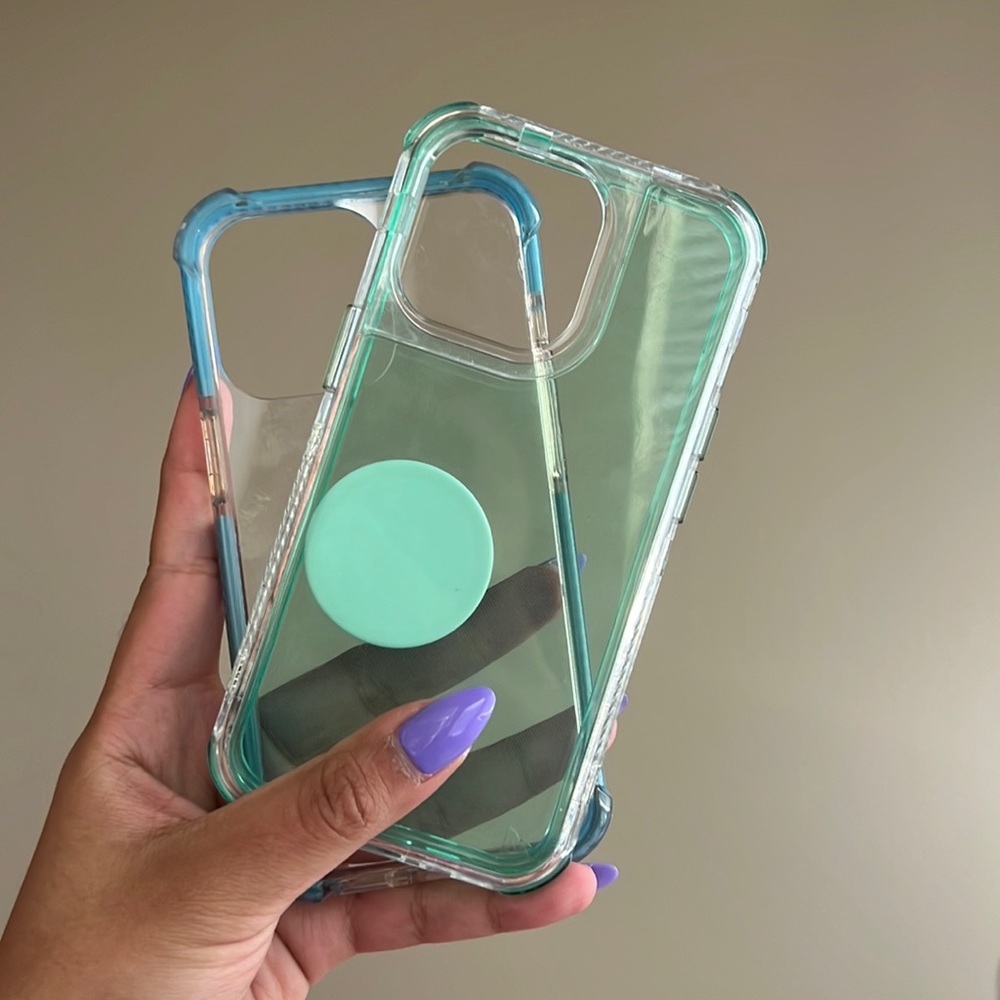 Iphone 13 pro (clear case)